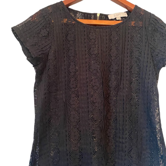 LOFT Black Lace Short Sleeved Textured Top - Picture 2 of 10